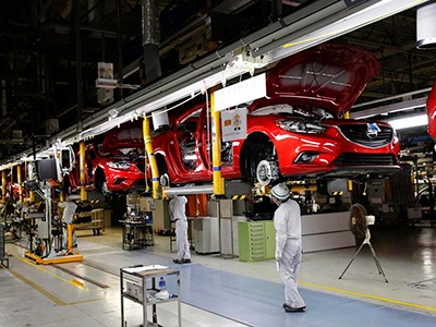 México lo supera a Canadá en envíos de Automóviles a EEUU